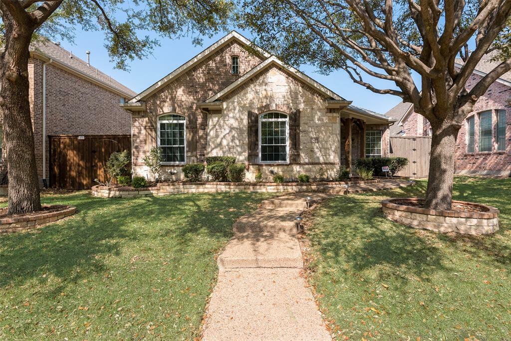 Property Photo: 5685 Country View Lane TX 75036