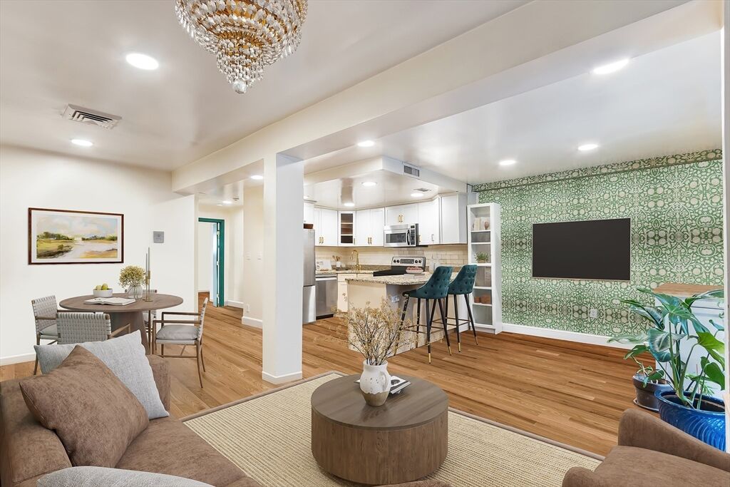 Property Photo: 197 Commonwealth 1 MA 02116