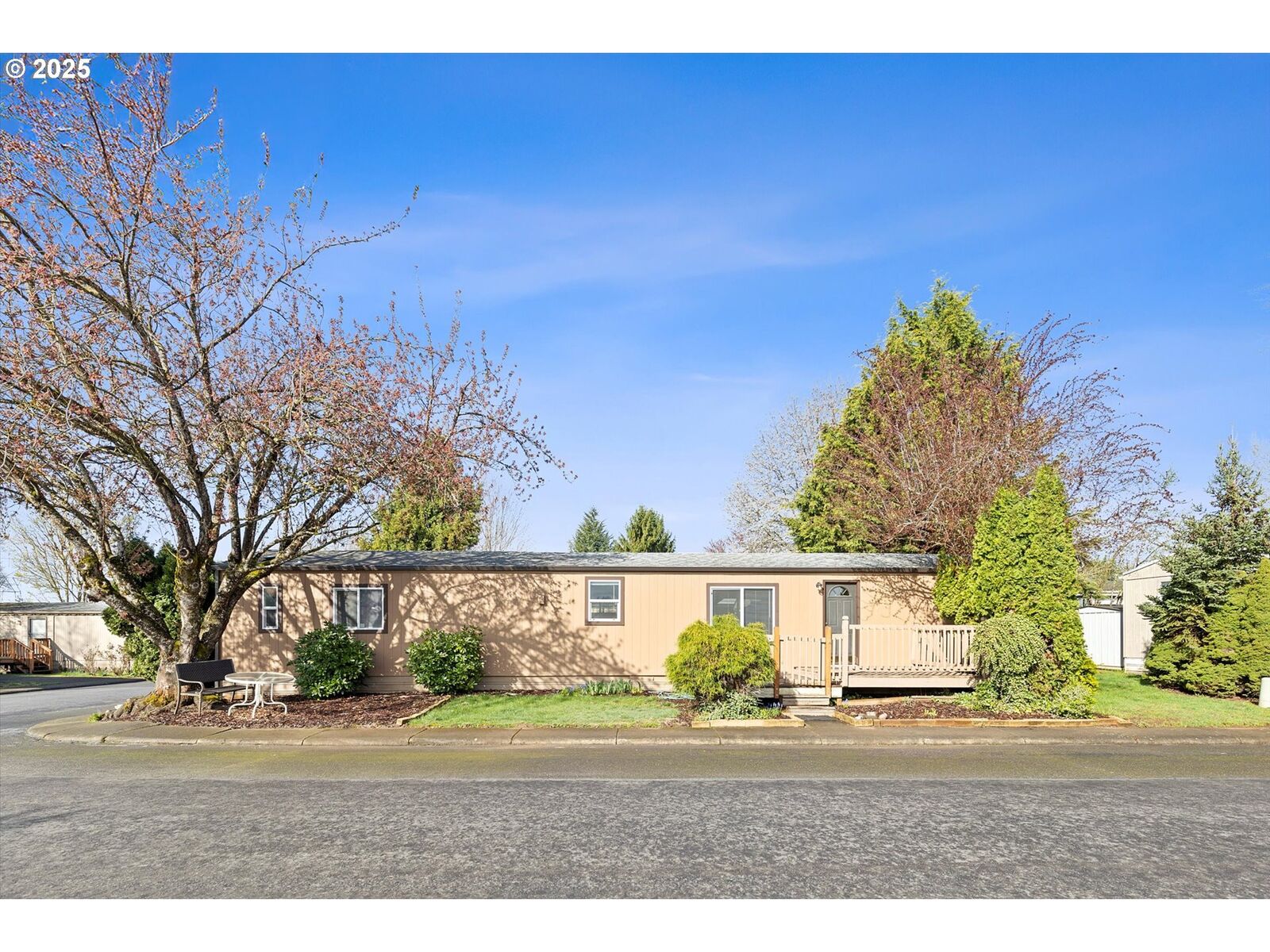Property Photo:  10660 SW Wilsonville Rd 62  OR 97070 