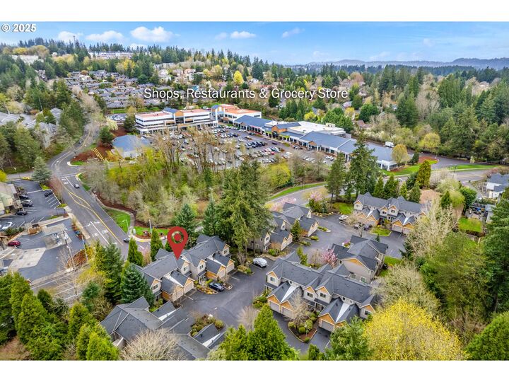 Property Photo: 12846 Boones Ferry Rd OR 97035