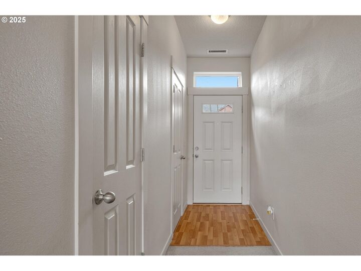 Property Photo:  5333 NE 83rd Pl  WA 98662