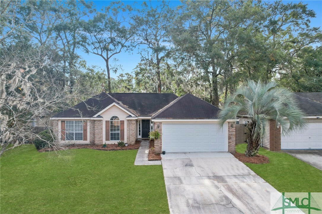 Property Photo: 116 Oak Pointe Trail GA 31419