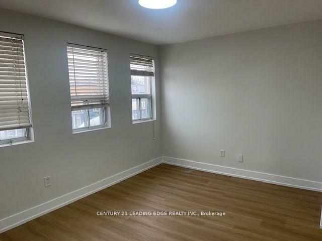 Photo de la propriété: 1567 Eglinton Avenue W 2F ON M6E 2G9