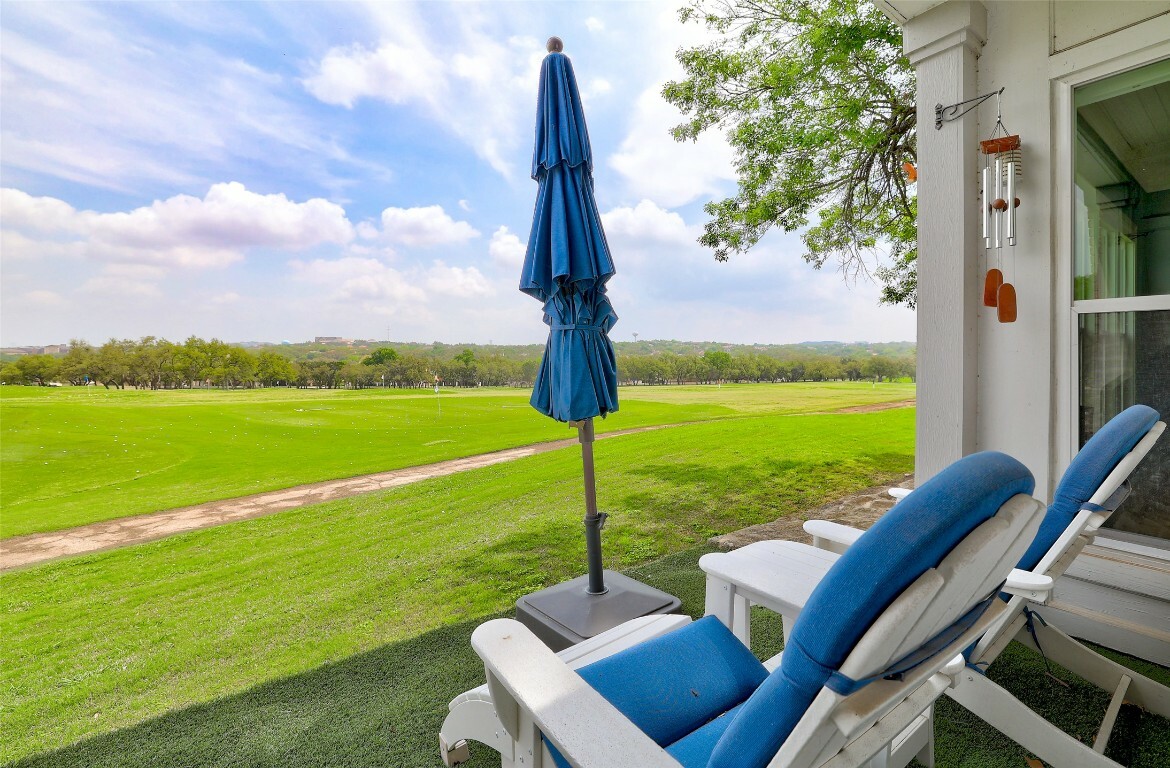 Property Photo: 16 Tournament Way 19 TX 78738