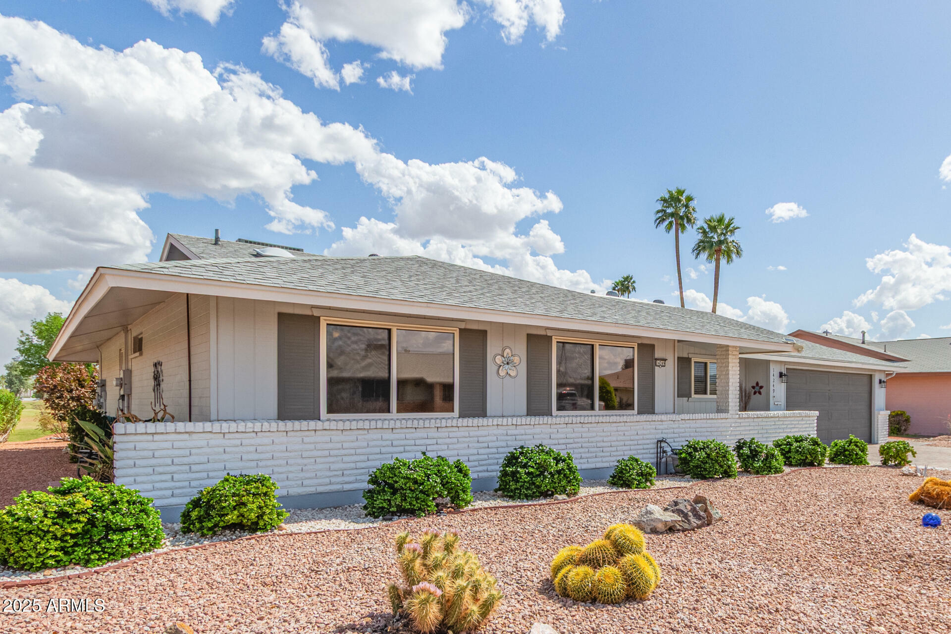 Property Photo: 14249 N Sarabande Way AZ 85351