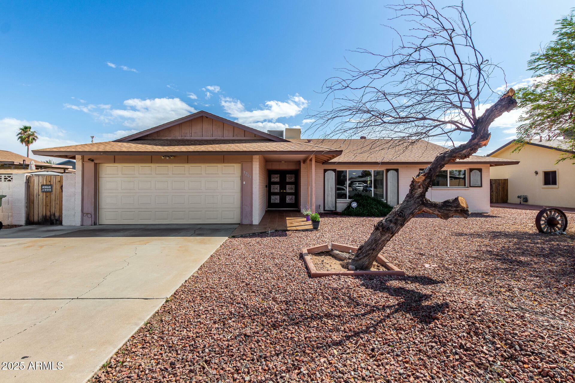 5203 W Acoma Drive  Glendale AZ 85306 photo