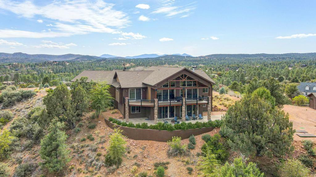 Property Photo: 310 W Latigo Lane AZ 85541