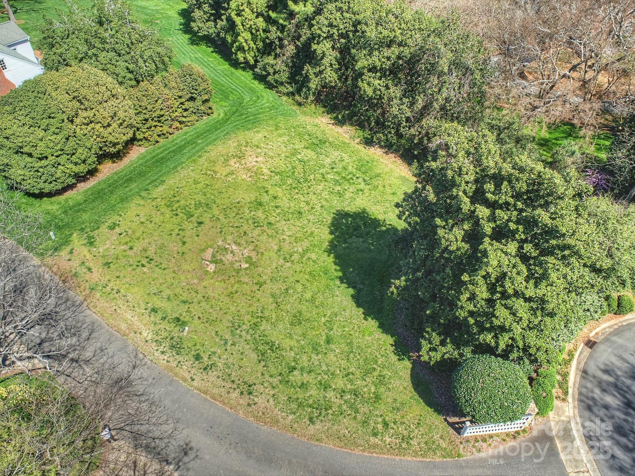 Property Photo: 4811 Pellyn Farm Court NC 28226