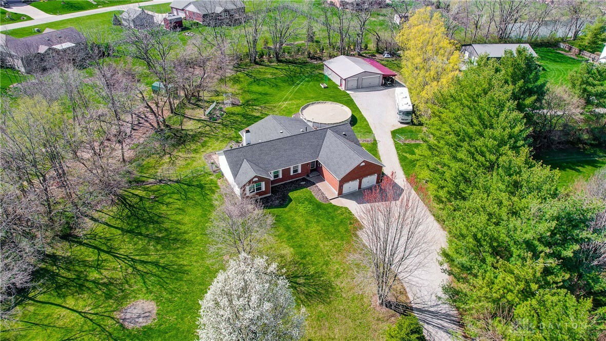 Property Photo: 5577 N State Route 48 OH 45036