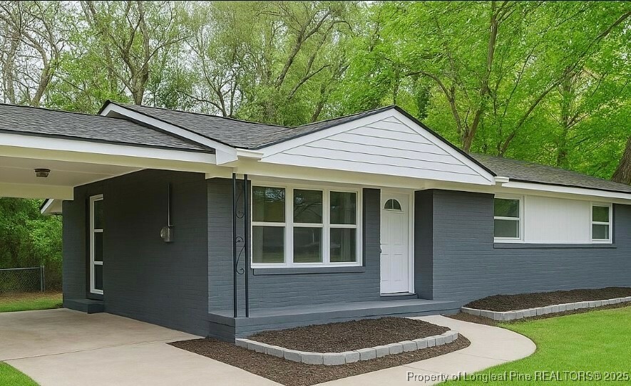 Property Photo: 6034 Dahlgren Avenue NC 28314