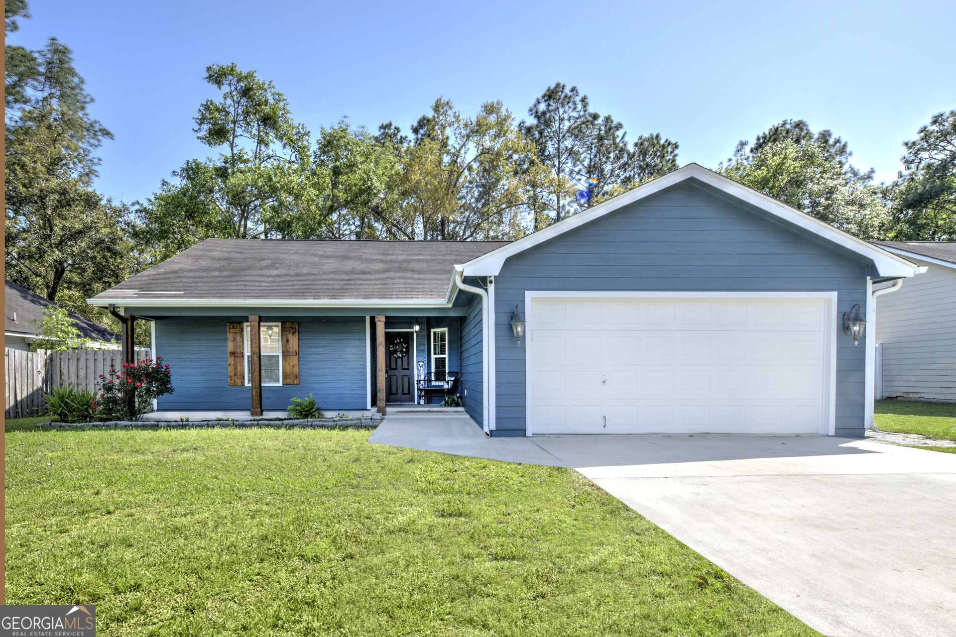 Property Photo: 329 Creekside Drive GA 31558