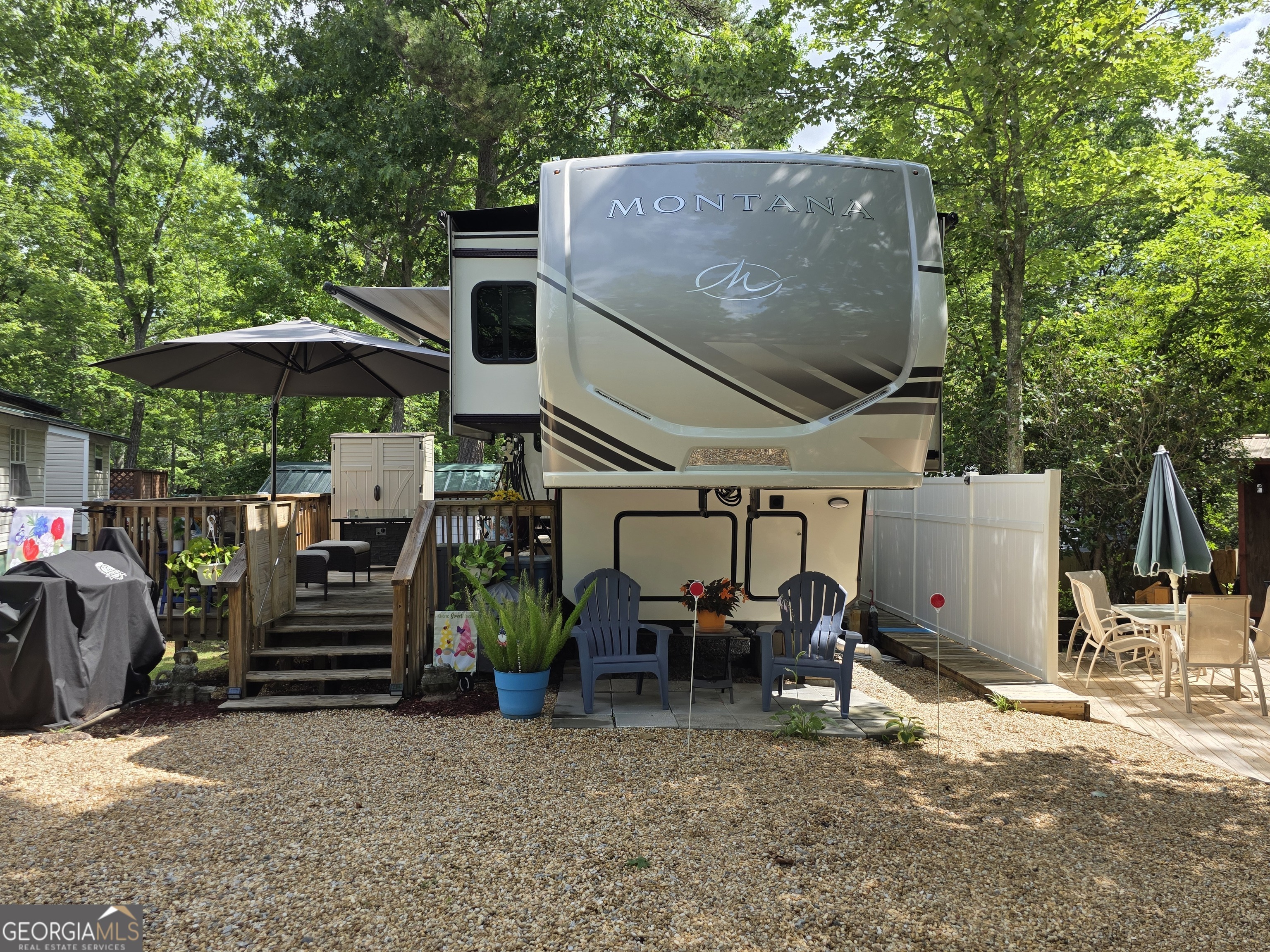 Property Photo: 97 Cindy Parkway GA 30528