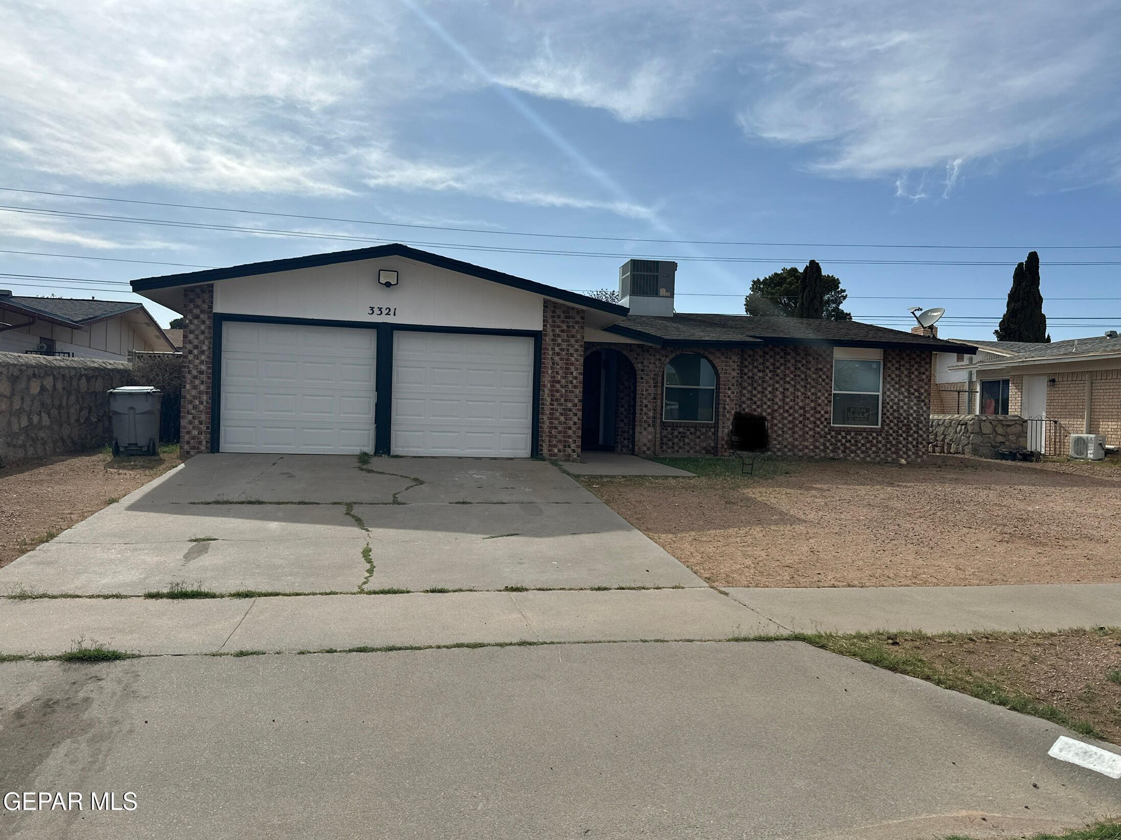 Property Photo: 3321 E Glen Drive TX 79936