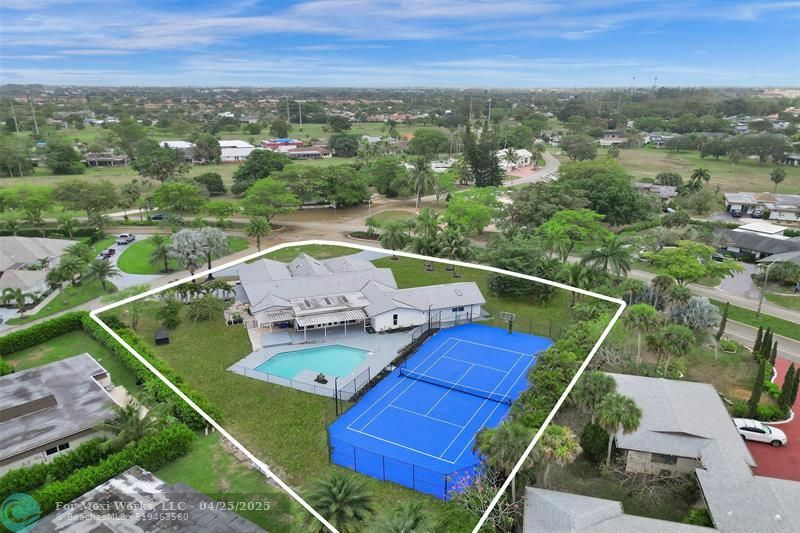 4915 Woodlands Blvd  Tamarac FL 33319 photo