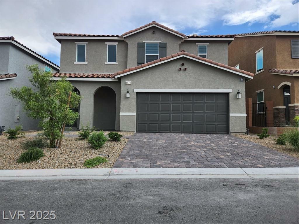 Property Photo: 5620 Hill Spire Street NV 89166