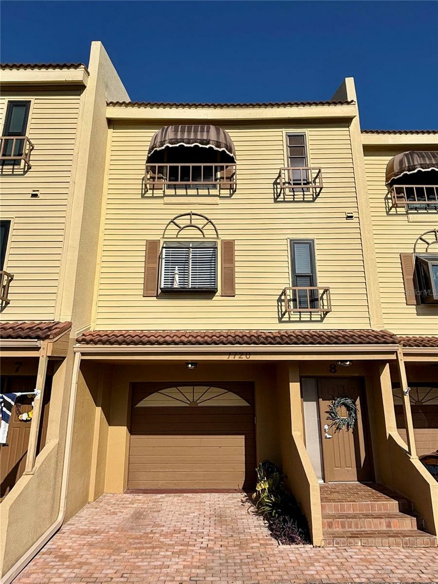 Property Photo: 1720 Lighthouse Terrace S 8 FL 33707