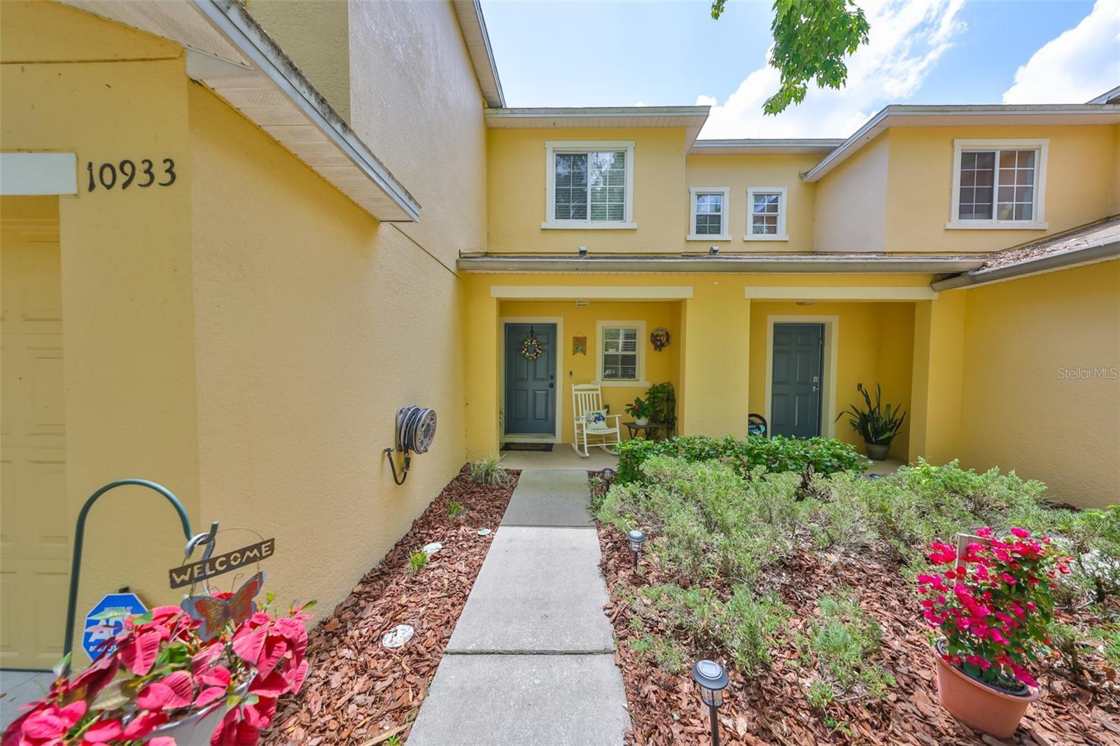 Property Photo: 10933 Kensington Park Avenue FL 33578