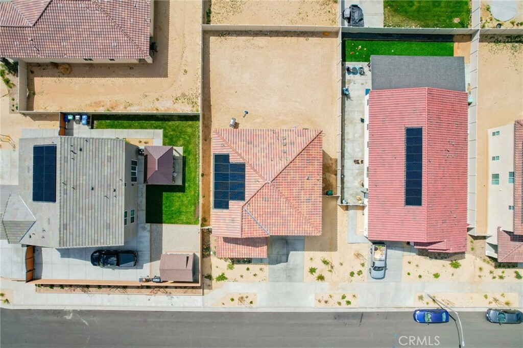 Property Photo: 43869 Hampton Street CA 93536