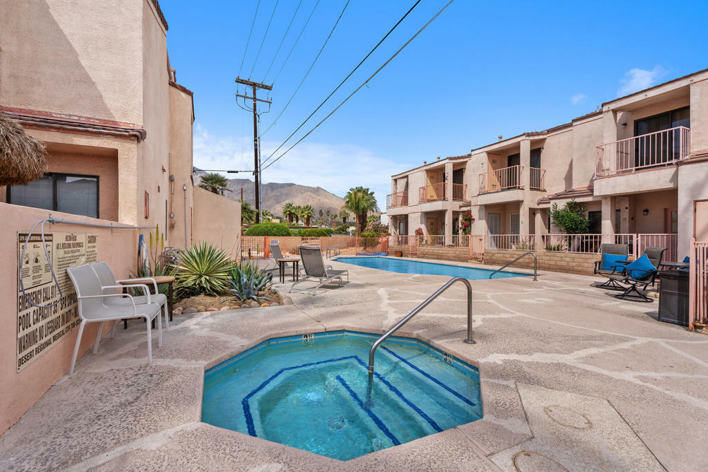 Property Photo: 401 E Vista Chino 6 CA 92262