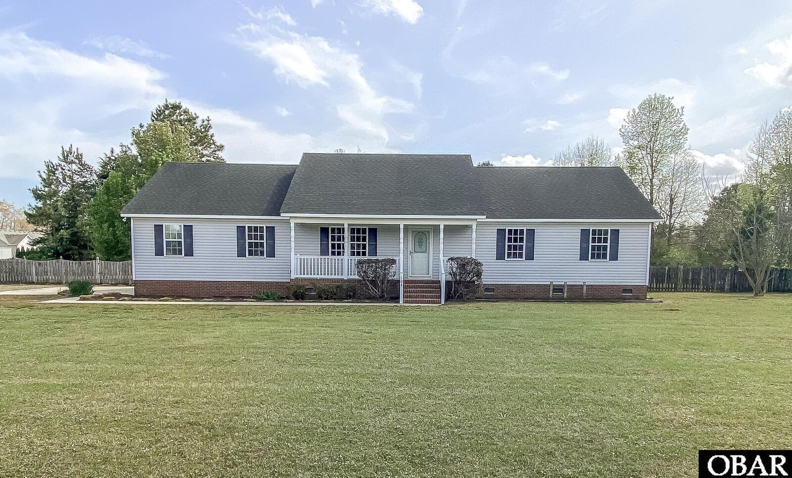 Property Photo:  104 Sky Vista Drive  NC 27956 