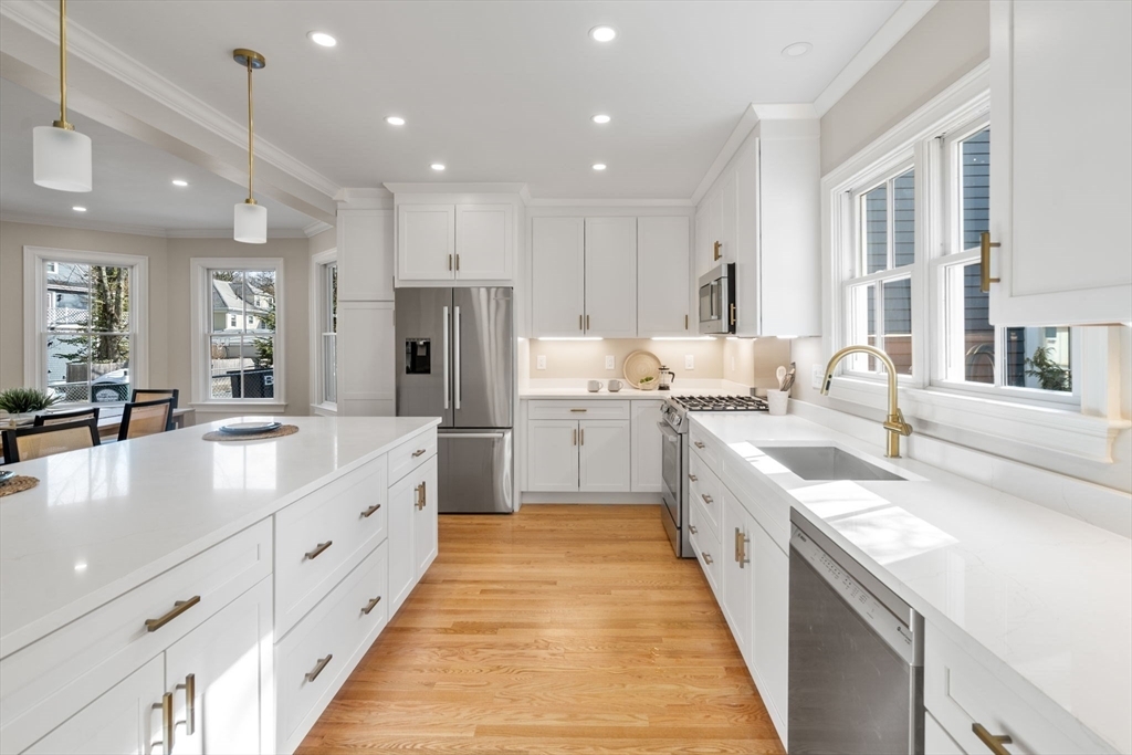 Property Photo: 21 Francis St. 21 MA 02459