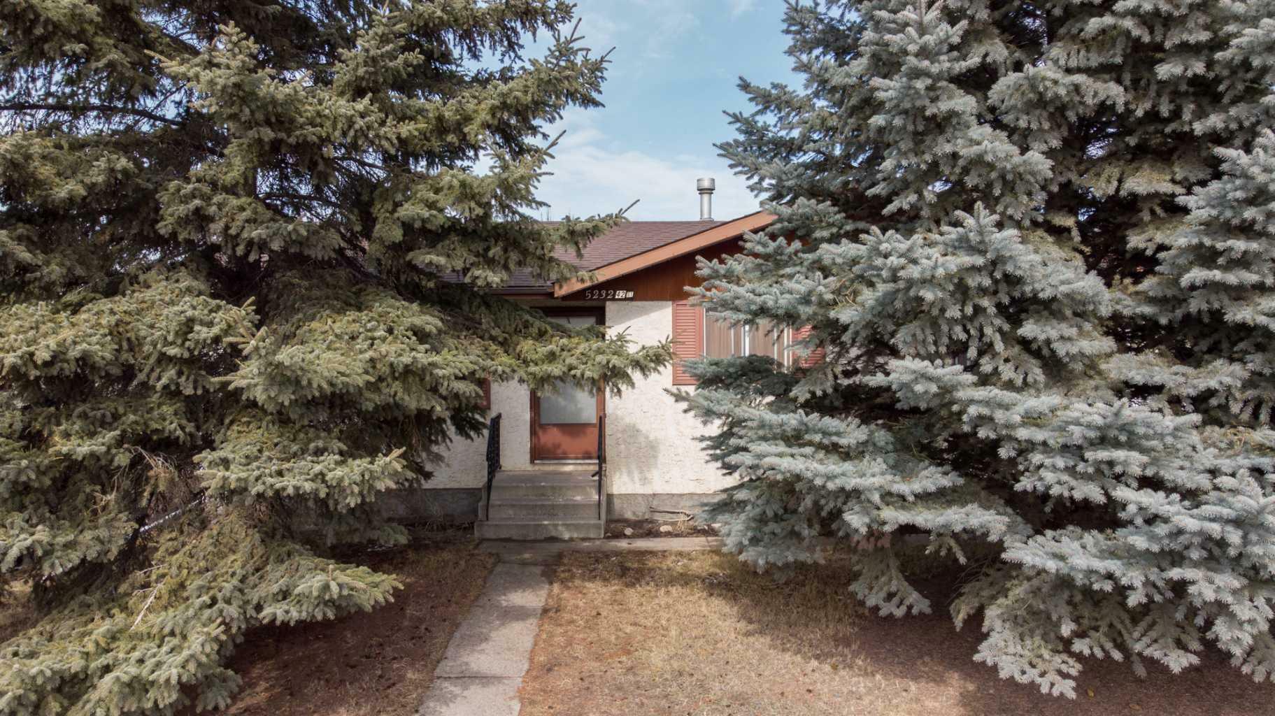 Property Photo: 5232 42 Street AB T4G 1K3