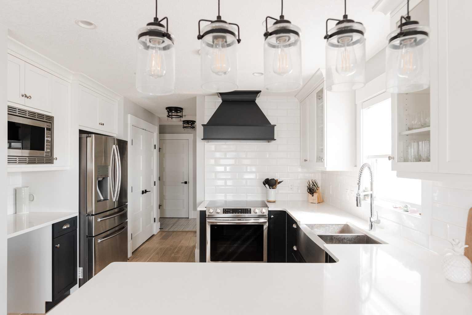 Property Photo: 804 Beacon Hill Drive AB T9H 3N4