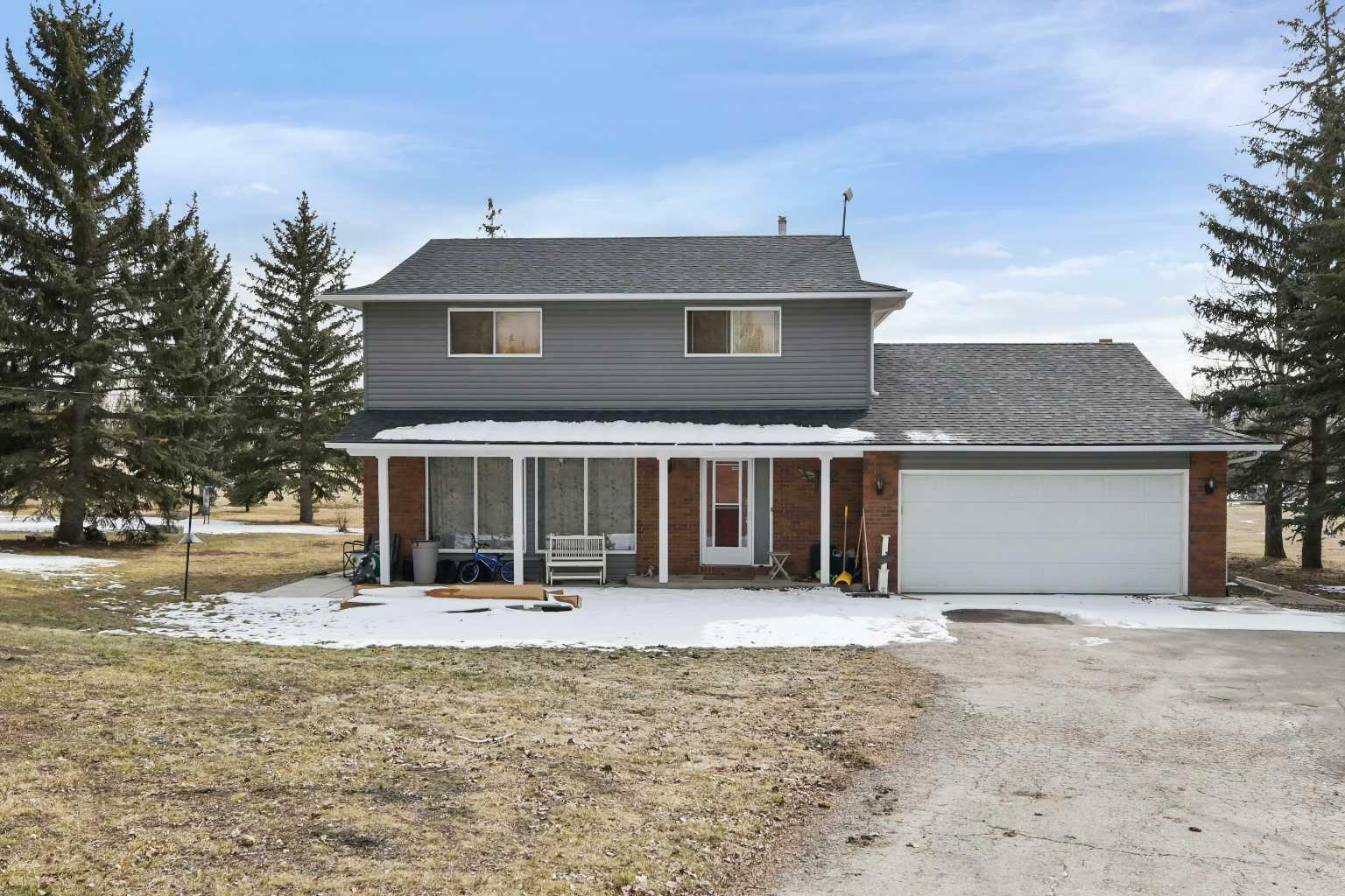 Property Photo: 6 Golden Key Estates AB T3P 1A5