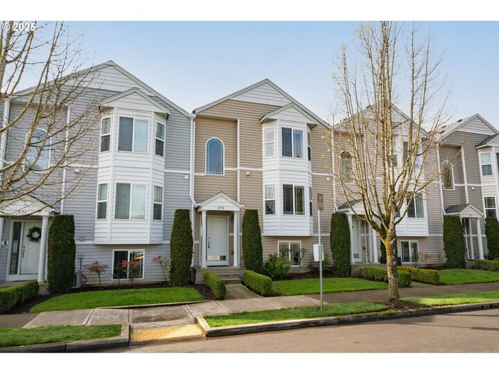 Property Photo:  5700 NE 82nd Ave C15  WA 98662 