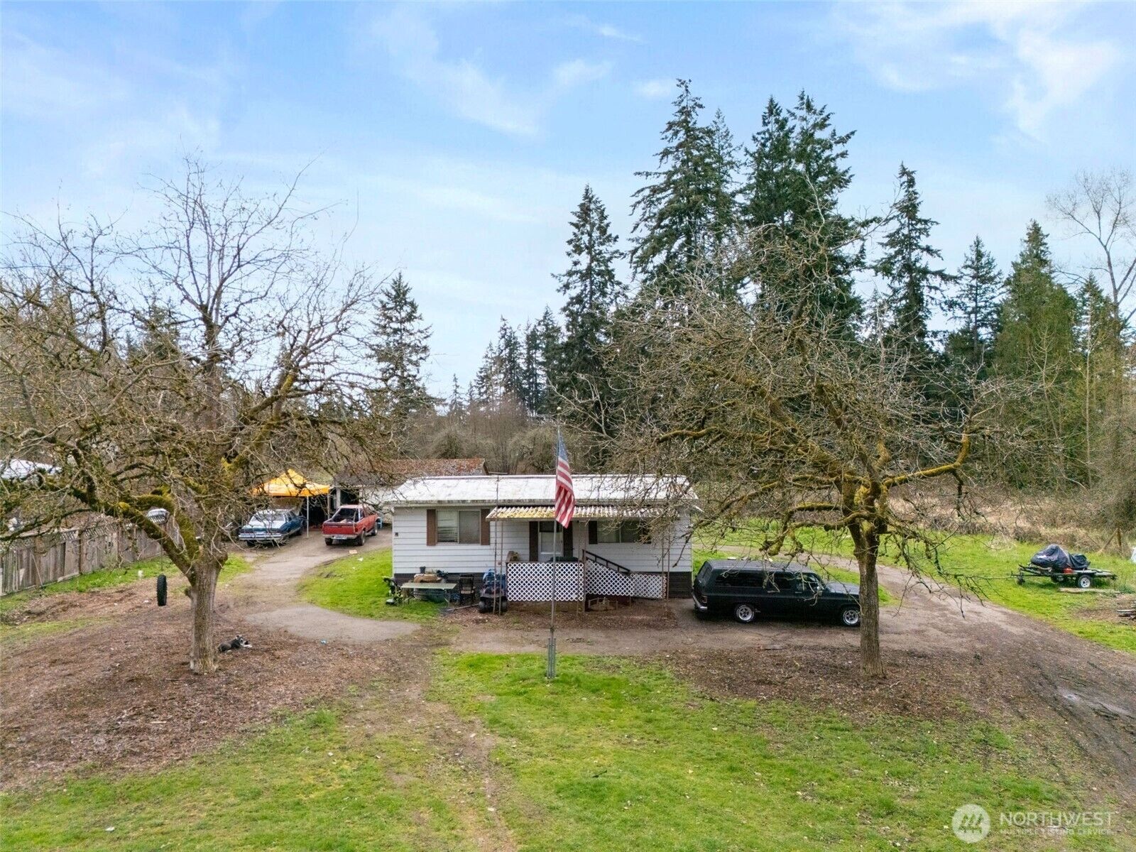 Property Photo:  4622  152nd Street E  WA 98446 