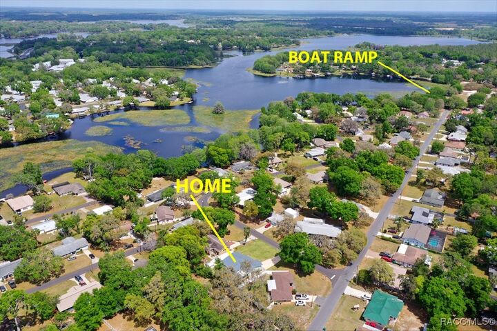 Property Photo: 1104 Lake Shore Drive FL 34450