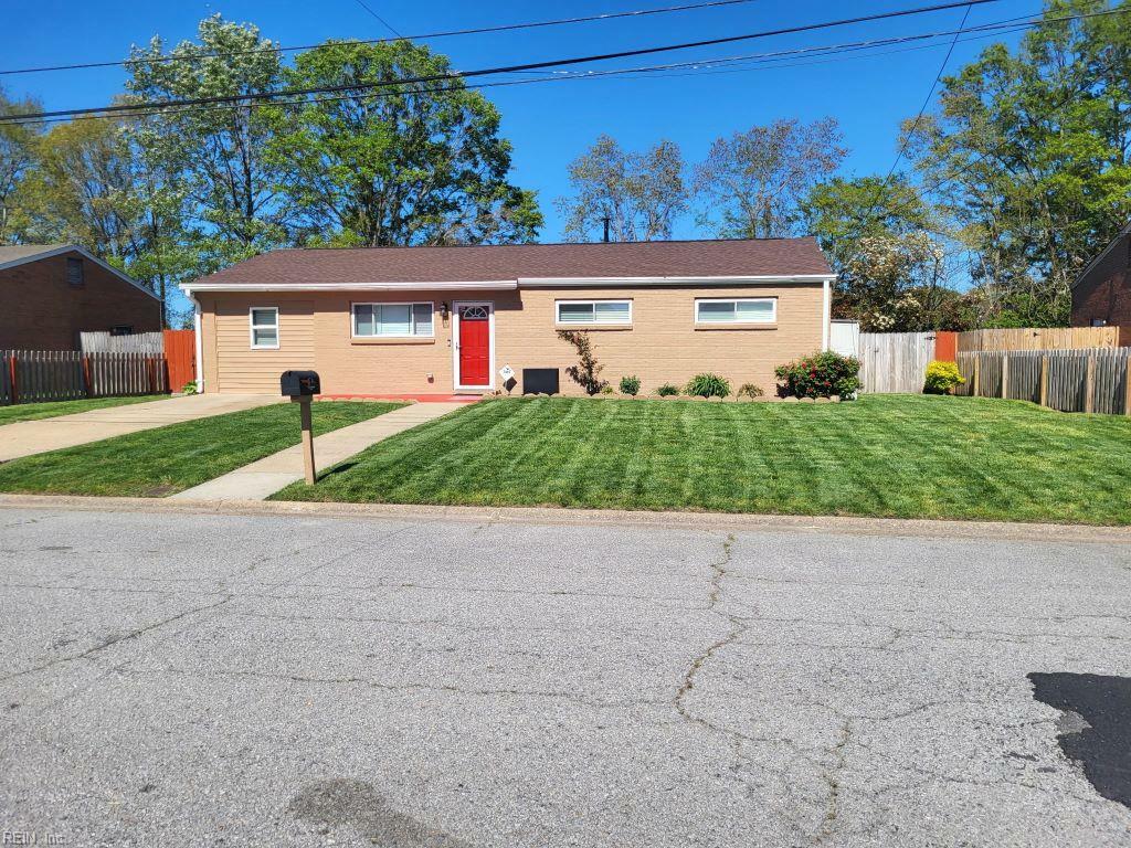 Property Photo: 3944 Starboard Rd VA 23321