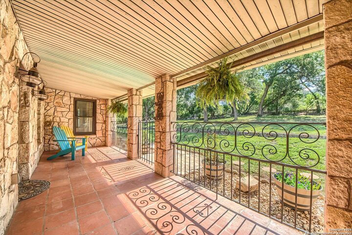 Property Photo:  6986 County Road 271  TX 78056 