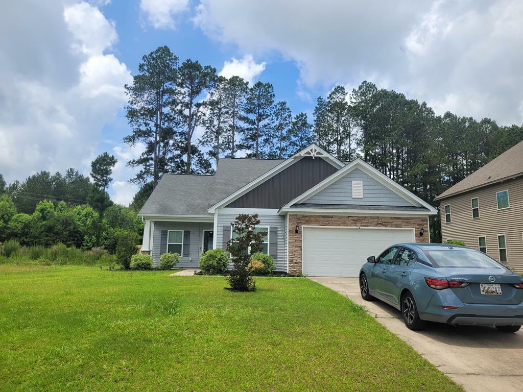Property Photo: Lakaxzus St SC 29154