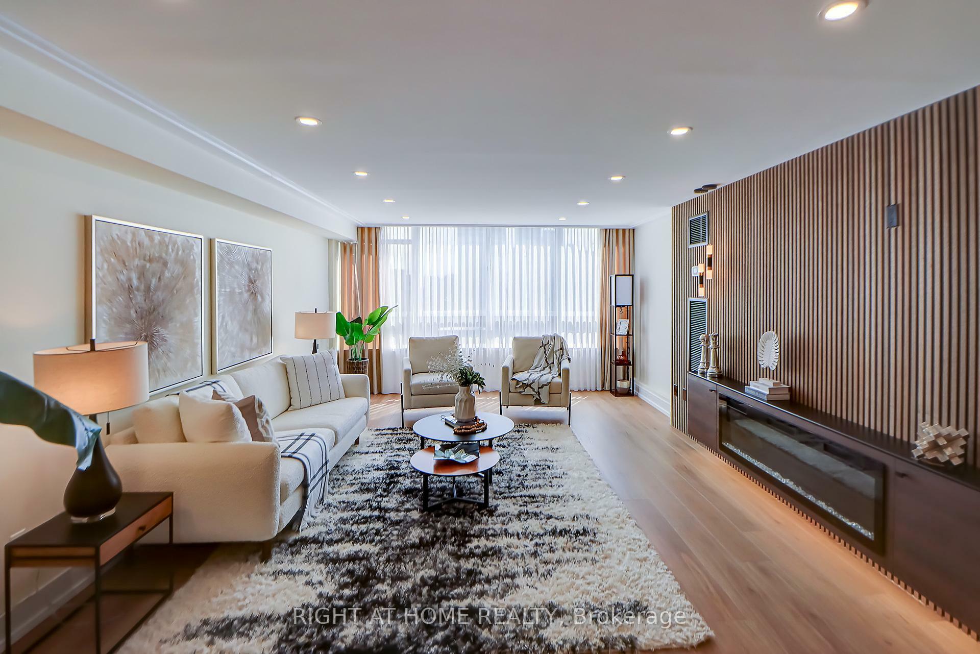 Property Photo: 130 Carlton Street 1207 ON M5A 4K3