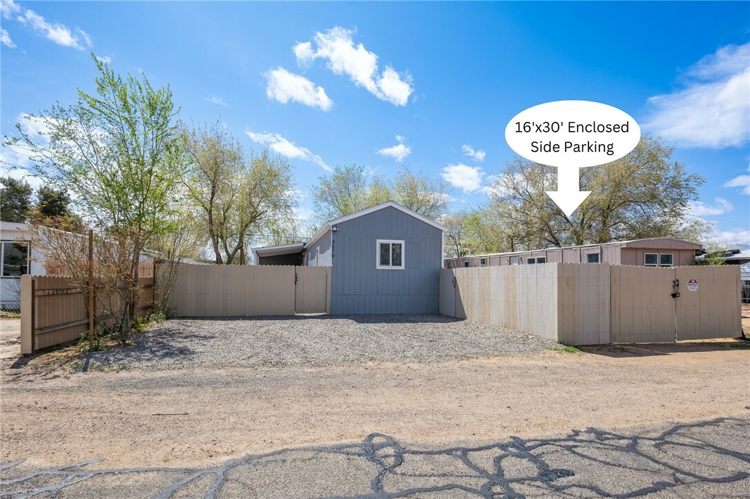 Property Photo: 3670 E Neal Avenue AZ 86409
