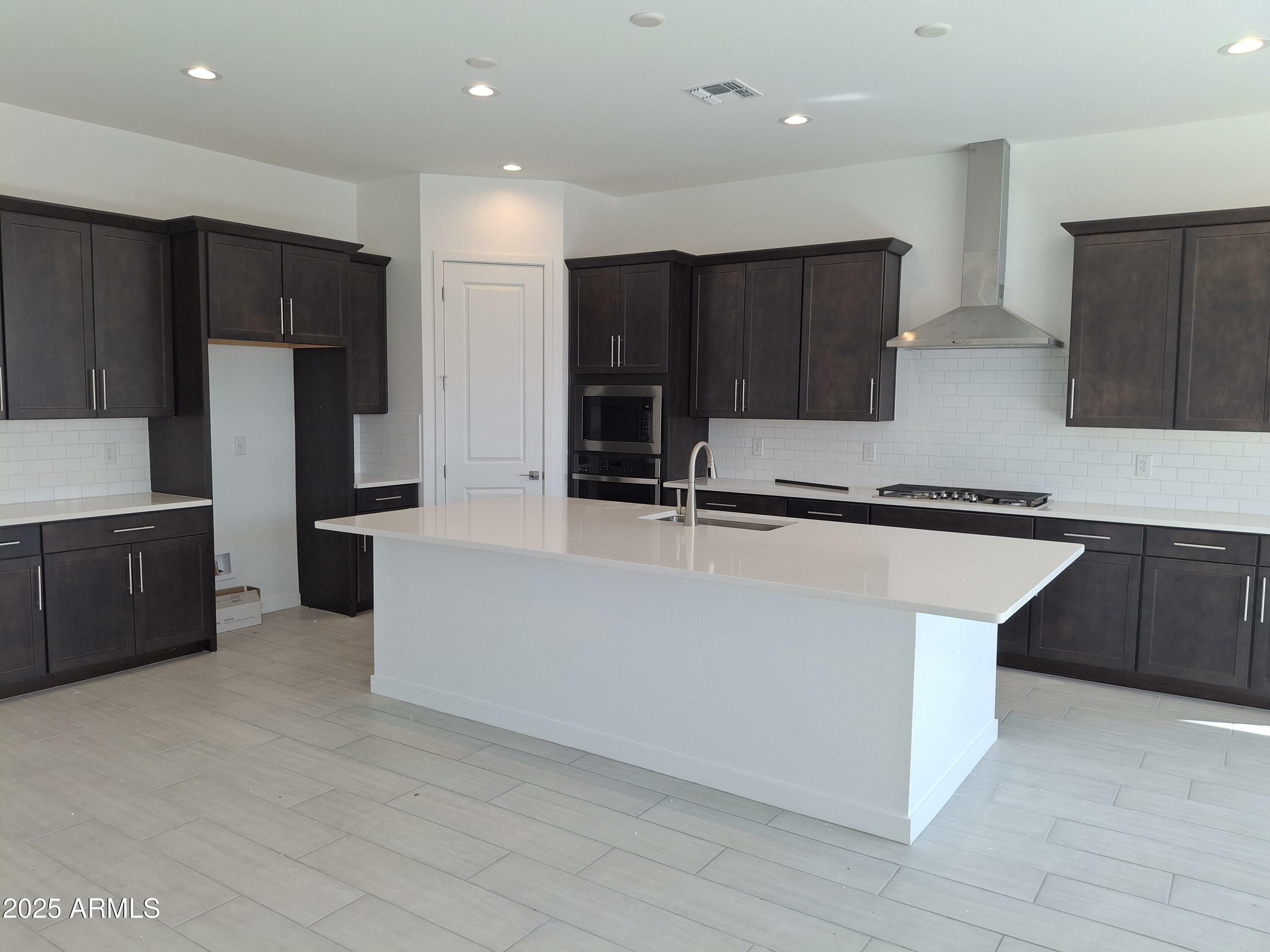 Property Photo: 24078 N 171st Drive AZ 85387