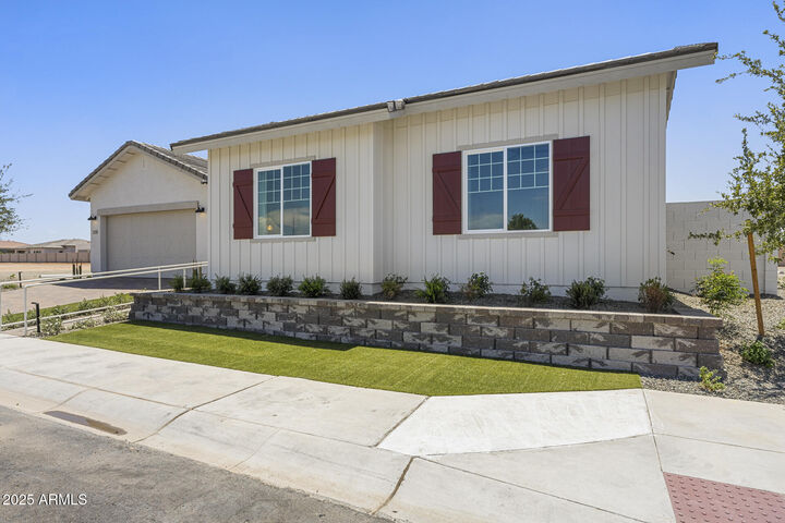 Property Photo:  2153 E Cherrywood Place  AZ 85249 