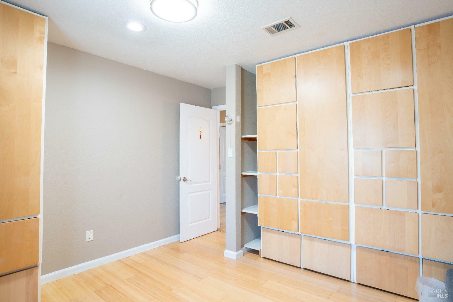Property Photo: 620 Klamath Way CA 94585