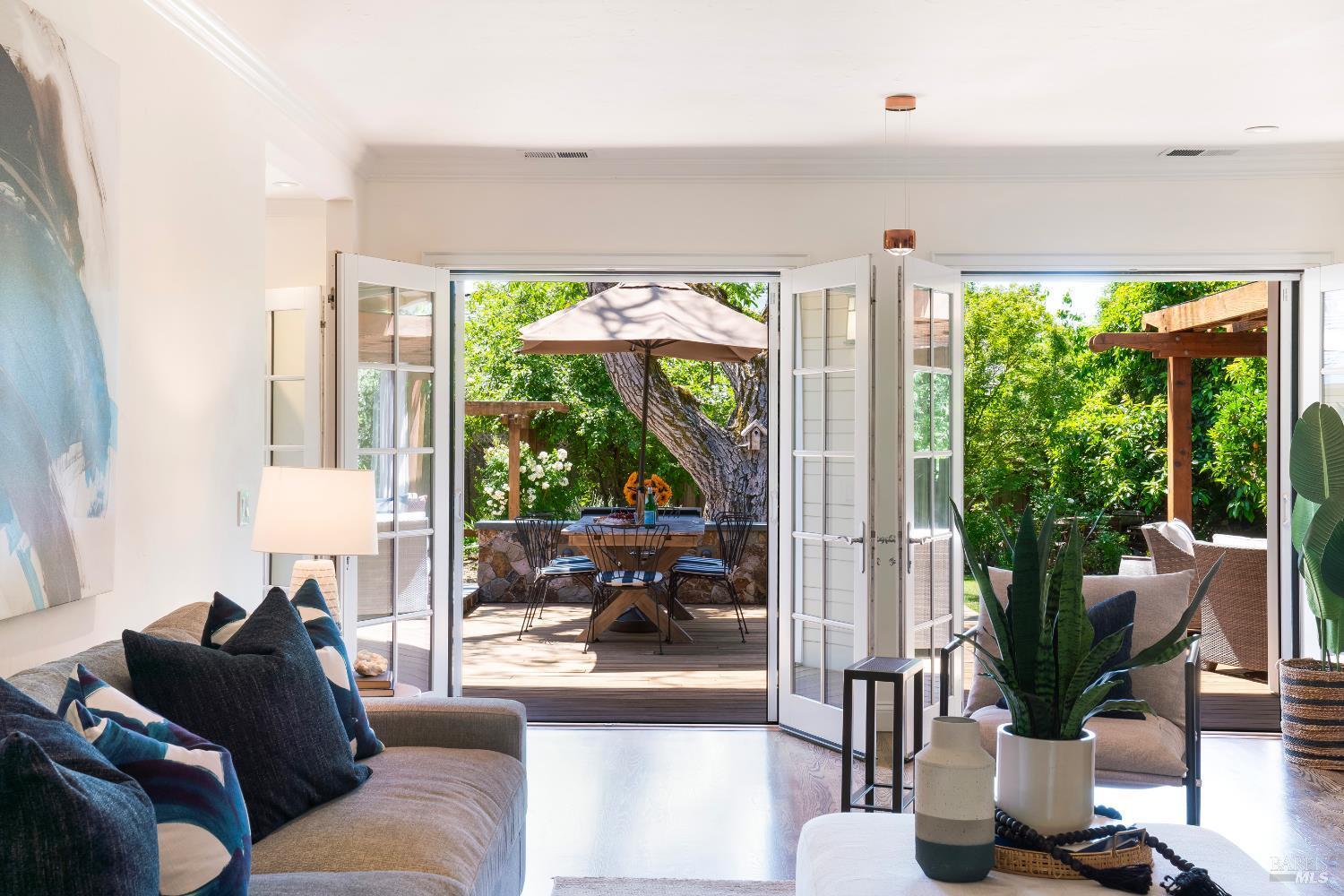 Property Photo: 522 Tucker Street CA 95448