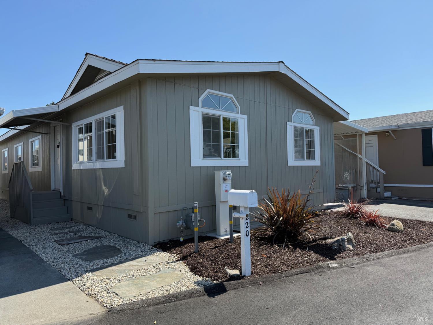 Property Photo: 220 Pear Lane CA 95407