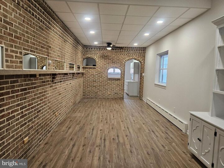 Property Photo: 253 W Broad Street PA 18252