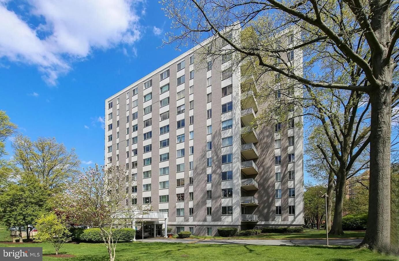 Property Photo: 8315 N Brook Lane 2-407 MD 20814