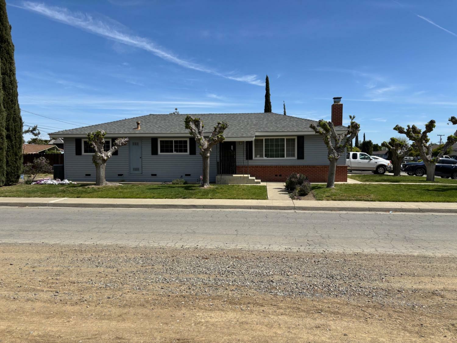 474 Dartmouth Avenue  Coalinga CA 93210 photo