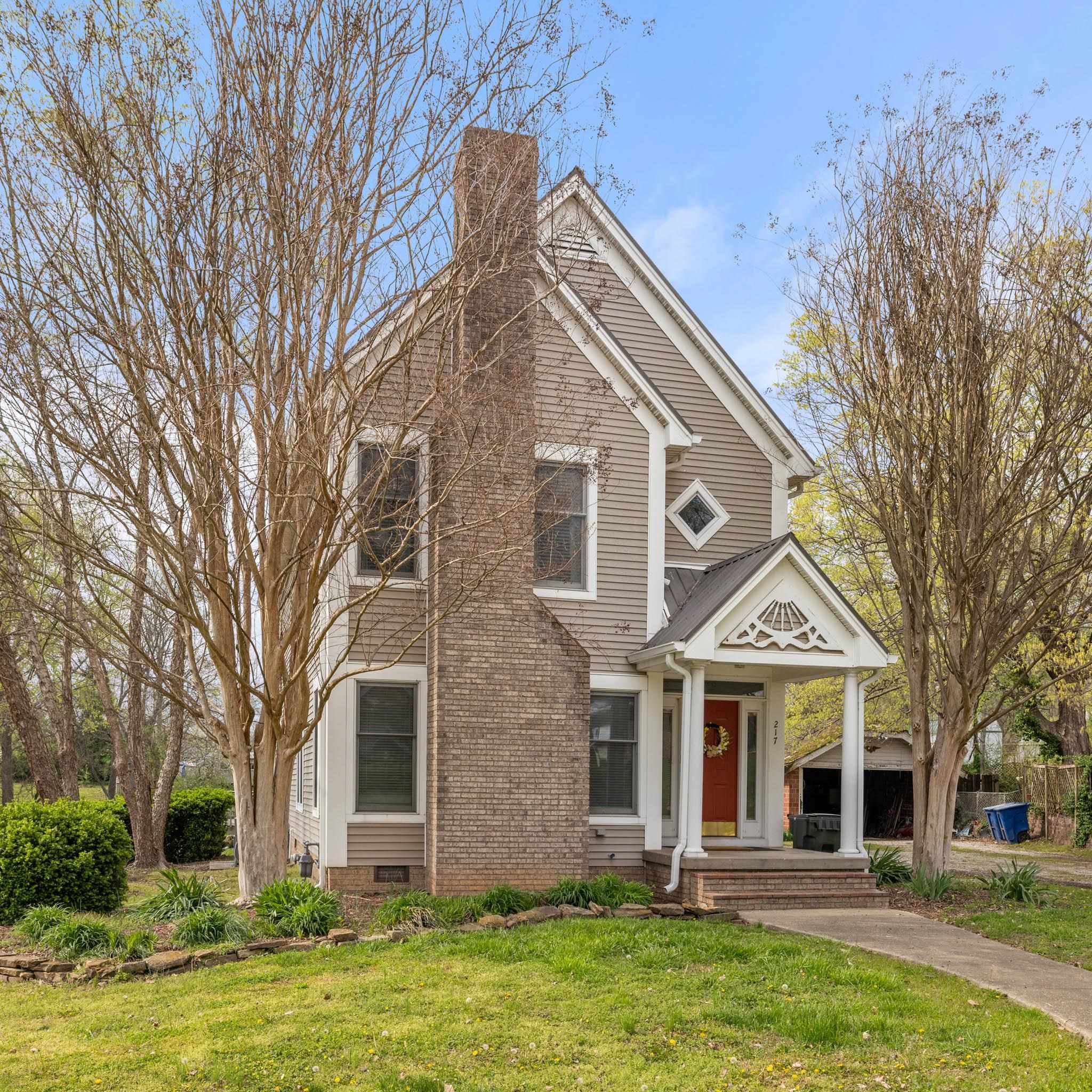 Property Photo: 217 E Union Street KY 42347