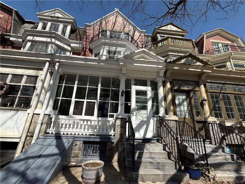 Property Photo: 1549 W Turner Street PA 18102