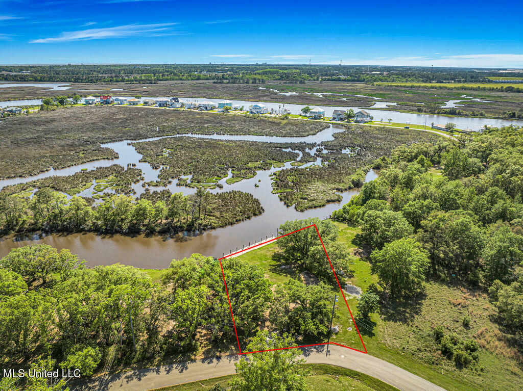 Property Photo: 10297 Eagle Point Circle MS 39532
