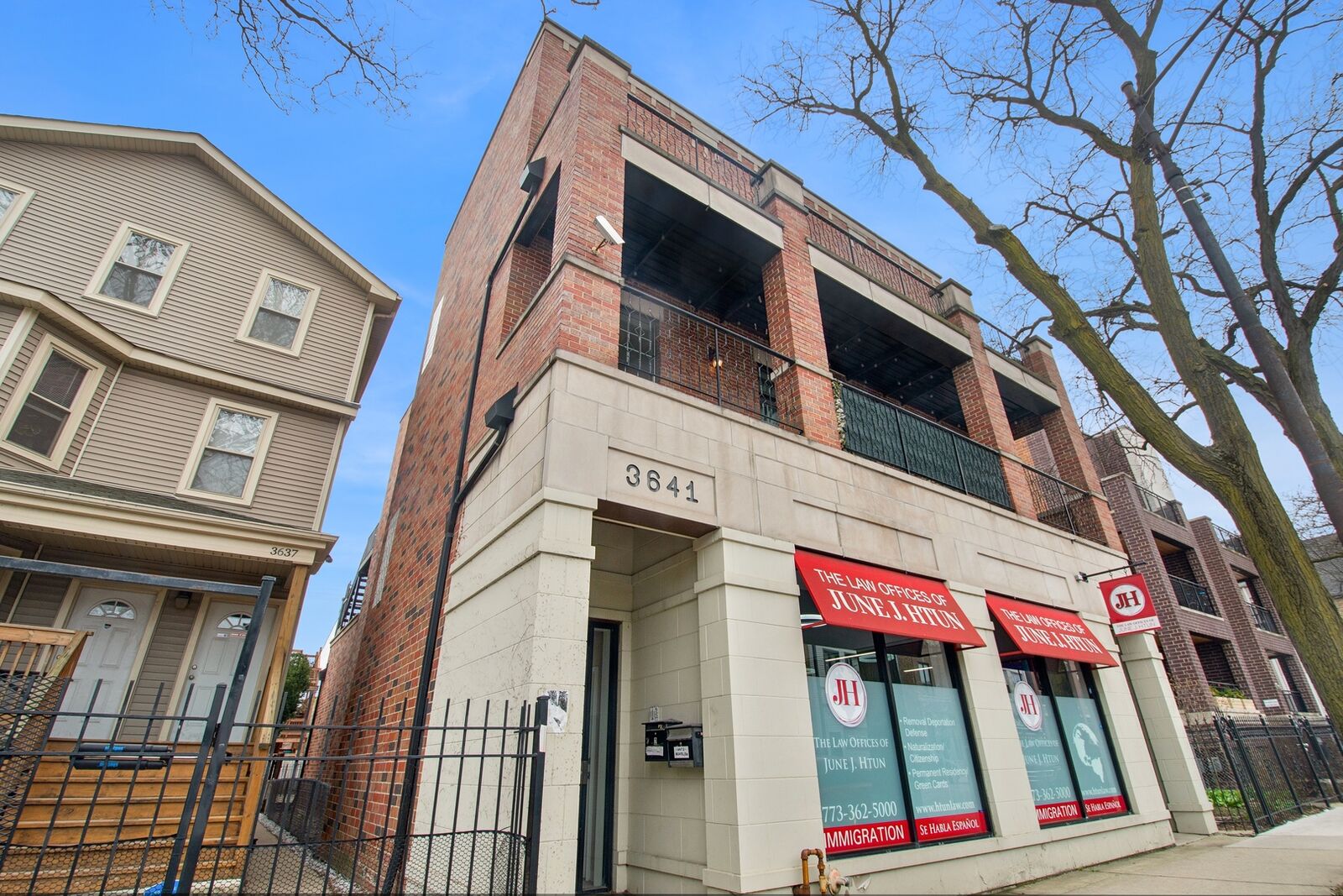 Property Photo:  3643 W Belmont Avenue 2  IL 60618 