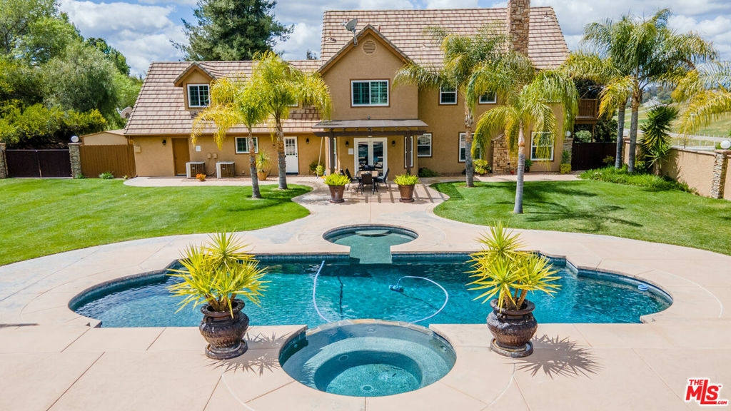 39570 Calle Anita  Temecula CA 92592 photo