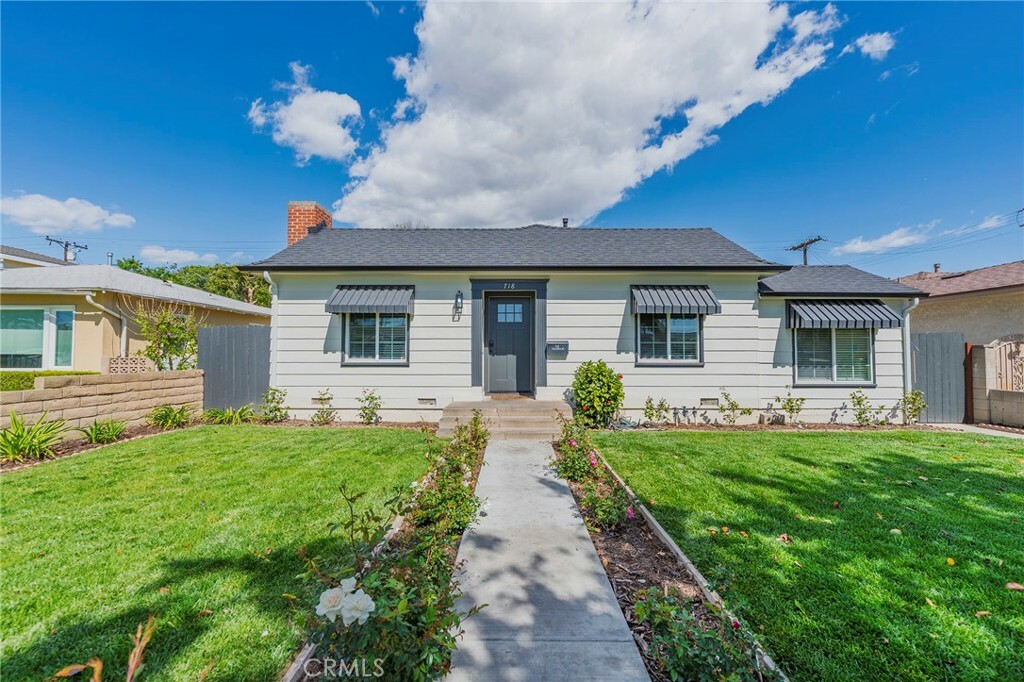718 S Claudina Street  Anaheim CA 92805 photo